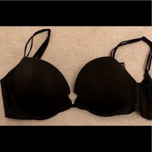 🛍🛒🎁Victoria’s Secret very sexy push up